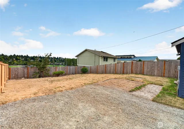 Photo 13 of Single family home for sale at 2909 SW Cloverdale St, Seattle, WA 98126 | MLS# NWM2581938 | Listing updated on 2026-10-05