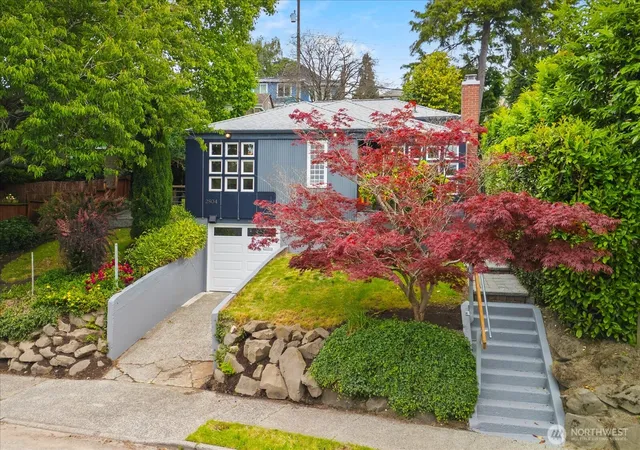 Photo 1 of Single family home for sale at 2804 Prosch Ave W, Seattle, WA 98119 | MLS# NWM2581946 | Listing updated on 2026-09-26