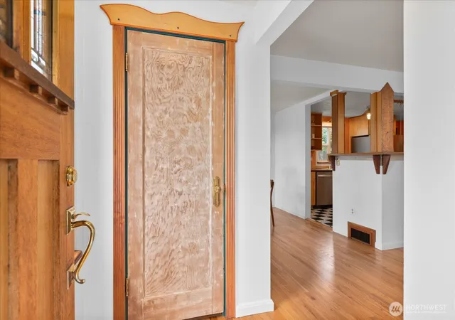 Photo 2 of Single family home for sale at 2804 Prosch Ave W, Seattle, WA 98119 | MLS# NWM2581946 | Listing updated on 2026-09-26
