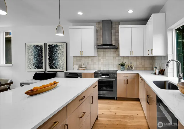Photo 4 of Townhouse for sale at 2608 NW 62nd Street, Seattle, WA 98107 | MLS# NWM2581950 | Listing updated on 2026-09-24