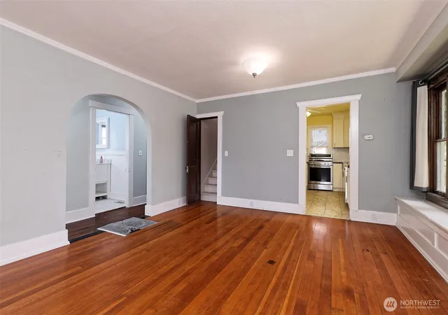 Photo 4 of Sale Pending at 803 Jefferson St SE, Olympia, WA 98501 | MLS# NWM2581951 | Listing updated on 2026-09-26