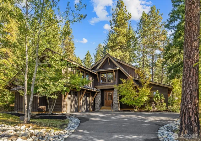 Photo 1 of Single family home for sale at 1690 Coal Mine Way, Cle Elum, WA 98922 | MLS# NWM2581990 | Listing updated on 2026-09-23