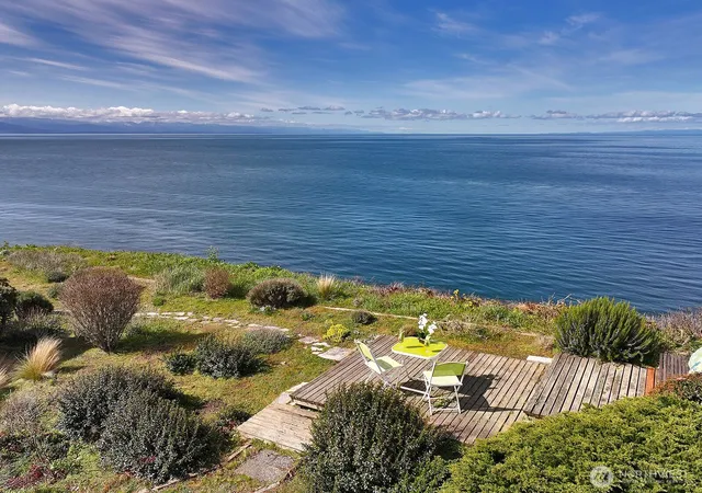 Photo 4 of Single family home for sale at 795 Fort Ebey Rd, Coupeville, WA 98239 | MLS# NWM2581991 | Listing updated on 2026-09-18