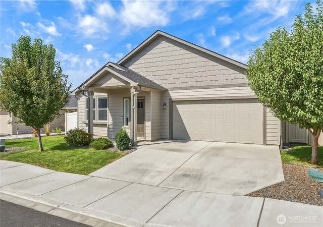 Photo 1 of Single family home for sale at 1172 Sw Julia St, College Place, WA 99324 | MLS# NWM2581996 | Listing updated on 2026-09-24