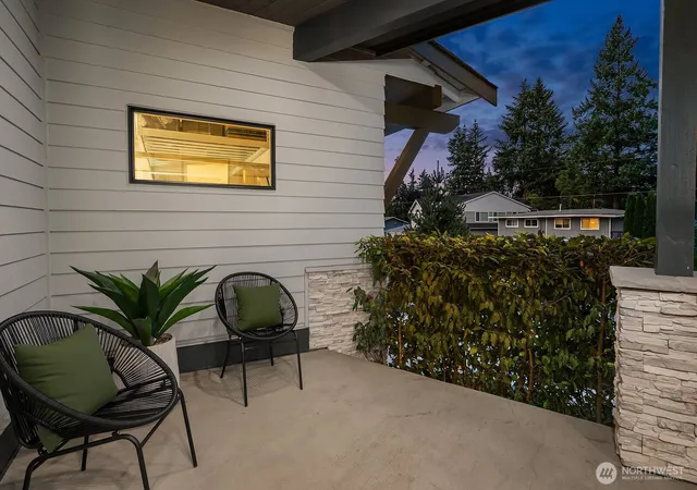 Photo 2 of Single family home for sale at 2009 166th Place Ne, Bellevue, WA 98008 | MLS# NWM2581998 | Listing updated on 2026-10-01