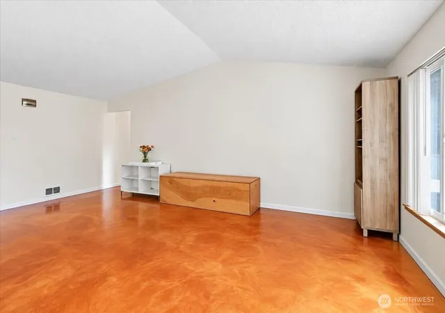 Photo 4 of Sale Pending at 25813 117th Place SE, Kent, WA 98030 | MLS# NWM2582003 | Listing updated on 2026-09-29