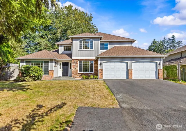 Photo 2 of Sale Pending at 12017 93rd Place Ne, Kirkland, WA 98034 | MLS# NWM2582006 | Listing updated on 2026-10-02