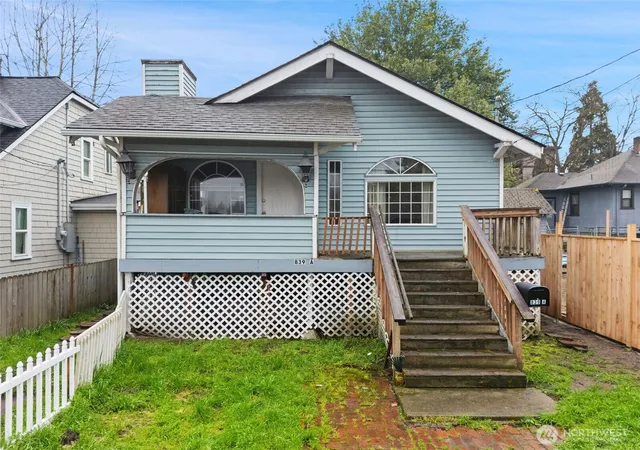 Single family home for sale at 839 10th Street, Bremerton, WA 98337 | MLS# NWM2582010