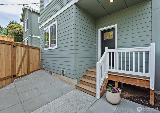 Photo 2 of Single family home for sale at 263 Nw 42nd Street, Seattle, WA 98107 | MLS# NWM2582025 | Listing updated on 2026-09-30