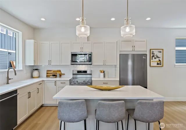 Photo 4 of Single family home for sale at 263 NW 42nd Street, Seattle, WA 98107 | MLS# NWM2582025 | Listing updated on 2026-09-30