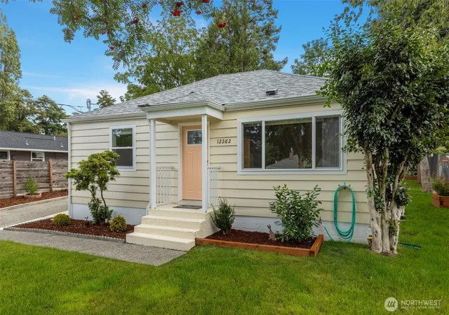 Photo 2 of Sale Pending at 12262 20th Avenue S, Seattle, WA 98168 | MLS# NWM2582033 | Listing updated on 2026-09-22