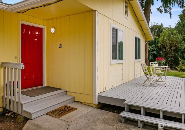 Photo 4 of Single family home for sale at 22120 Sea Vista NE, Poulsbo, WA 98370 | MLS# NWM2582038 | Listing updated on 2026-09-25