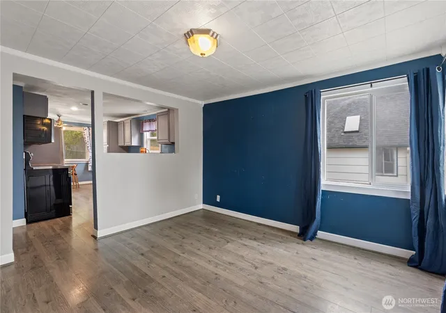 Photo 4 of Single family home for sale at 2524 Barnett St, Bremerton, WA 98310 | MLS# NWM2582045 | Listing updated on 2026-09-25