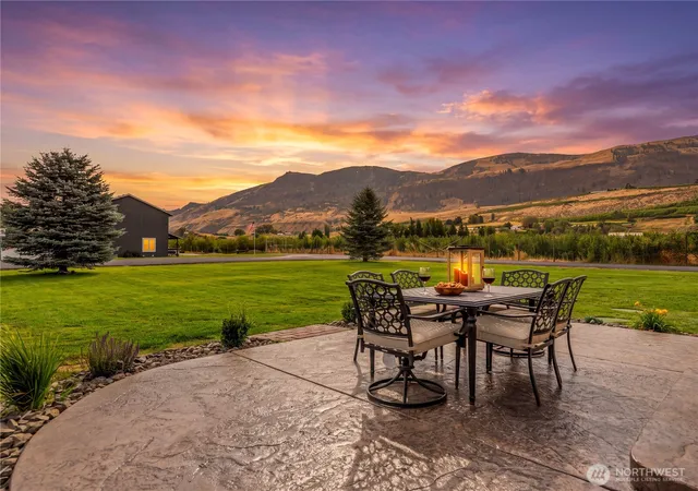 Photo 3 of Single family home for sale at 174 Sweetheart Ln, Malaga, WA 98828 | MLS# NWM2582054 | Listing updated on 2026-09-25
