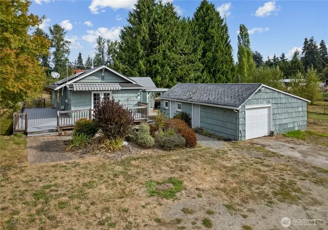 Photo 2 of Single family home for sale at 5601 106th Street E, Puyallup, WA 98373 | MLS# NWM2582073 | Listing updated on 2026-10-04