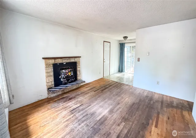 Photo 2 of Single family home for sale at 19617 Ne 156 Place, Woodinville, WA 98077 | MLS# NWM2582074 | Listing updated on 2026-09-24