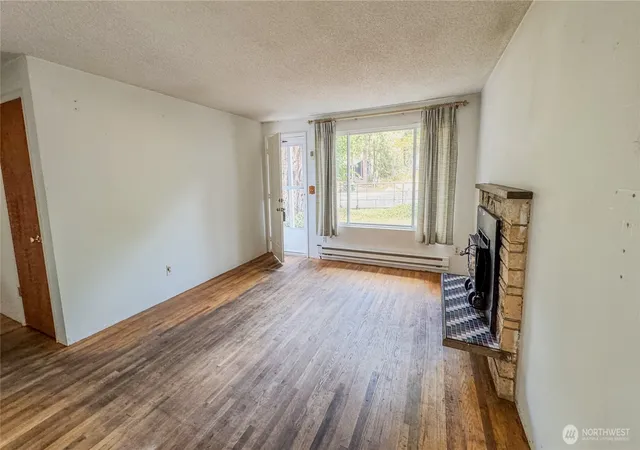 Photo 3 of Single family home for sale at 19617 Ne 156 Place, Woodinville, WA 98077 | MLS# NWM2582074 | Listing updated on 2026-09-24