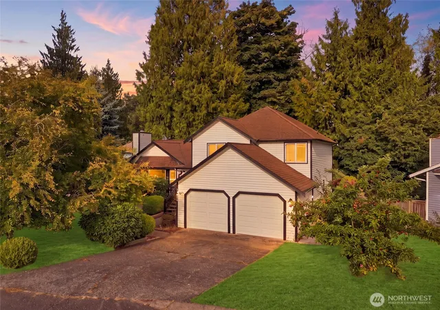 Photo 1 of Single family home for sale at 14901 8th Place W, Lynnwood, WA 98087 | MLS# NWM2582093 | Listing updated on 2026-10-01