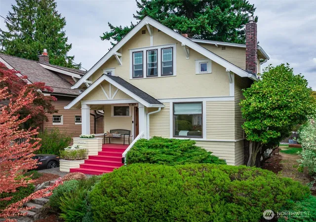 Photo 1 of Sale Pending at 2428 5th Avenue W, Seattle, WA 98119 | MLS# NWM2582097 | Listing updated on 2026-09-25