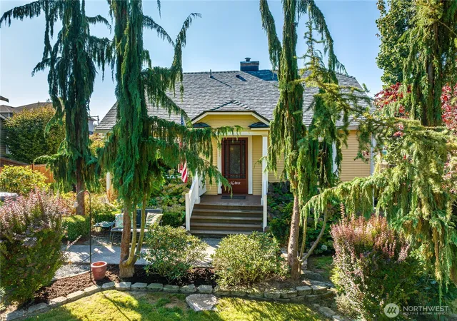 Photo 3 of Single family home for sale at 8012 Vernon Rd, Lake Stevens, WA 98258 | MLS# NWM2582098 | Listing updated on 2026-09-24