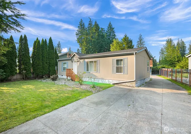 Photo 1 of Manufactured home for sale at 6236 Azure Way, Maple Falls, WA 98266 | MLS# NWM2582099 | Listing updated on 2026-10-03