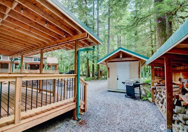 Photo 3 of Manufactured home for sale at 20 Goldrush Rd, Deming, WA 98244 | MLS# NWM2582101 | Listing updated on 2026-09-25