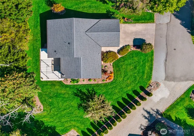Photo 2 of Single family home for sale at 527 Olallie Way, La Conner, WA 98257 | MLS# NWM2582109 | Listing updated on 2026-09-27