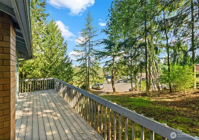 Photo 2 of Single family home for sale at 1117 Hopi Ln, Mount Vernon, WA 98273 | MLS# NWM2582116 | Listing updated on 2026-09-18