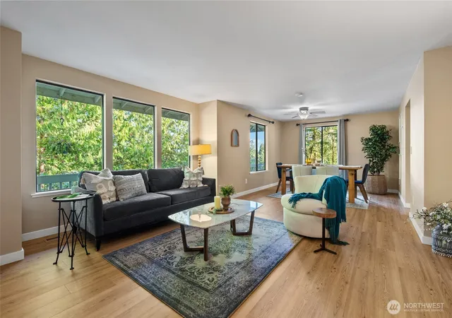 Photo 4 of Single family home for sale at 1117 Hopi Ln, Mount Vernon, WA 98273 | MLS# NWM2582116 | Listing updated on 2026-09-18