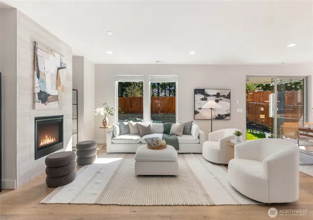 Photo 3 of Sale Pending at 4042 236th Place SE, Sammamish, WA 98075 | MLS# NWM2582127 | Listing updated on 2026-09-28