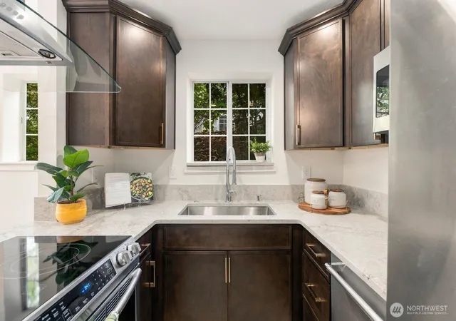 Photo 3 of Condo for sale at 2670 118th Avenue SE #9-103, Bellevue, WA 98005 | MLS# NWM2582130 | Listing updated on 2026-10-01