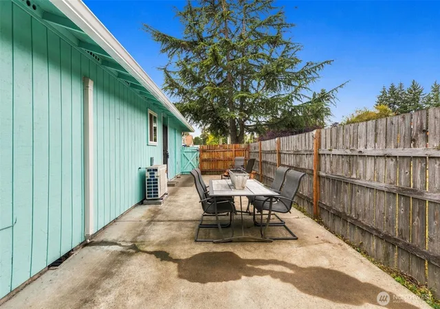Photo 3 of Single family home for sale at 9001 E East, Tacoma, WA 98445 | MLS# NWM2582143 | Listing updated on 2026-09-30