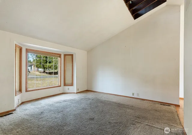 Photo 4 of Sale Pending at 1409 Greenville Dr, Bellingham, WA 98226 | MLS# NWM2582158 | Listing updated on 2026-09-28