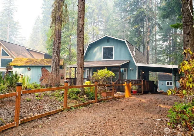 Photo 3 of Single family home for sale at 411 N Mt Seattle Way, Hoodsport, WA 98548 | MLS# NWM2582172 | Listing updated on 2026-09-19