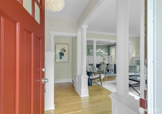 Photo 3 of Sale Pending at 806 W Fulton St, Seattle, WA 98119 | MLS# NWM2582173 | Listing updated on 2026-09-23