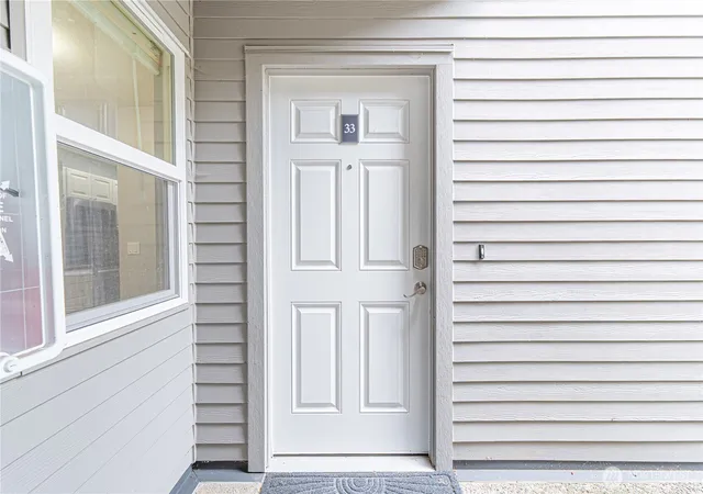 Photo 2 of Condo for sale at 2609 S 272nd Street #33, Kent, WA 98032 | MLS# NWM2582181 | Listing updated on 2026-10-01