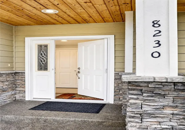 Photo 3 of Sale Pending at 8230 144th Drive Se, Snohomish, WA 98290 | MLS# NWM2582187 | Listing updated on 2026-09-24