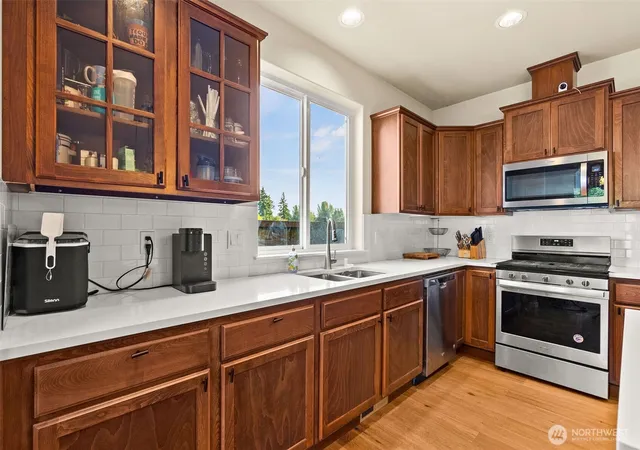 Photo 3 of Single family home for sale at 6221 Lanai St Sw, Tumwater, WA 98512 | MLS# NWM2582192 | Listing updated on 2026-09-17