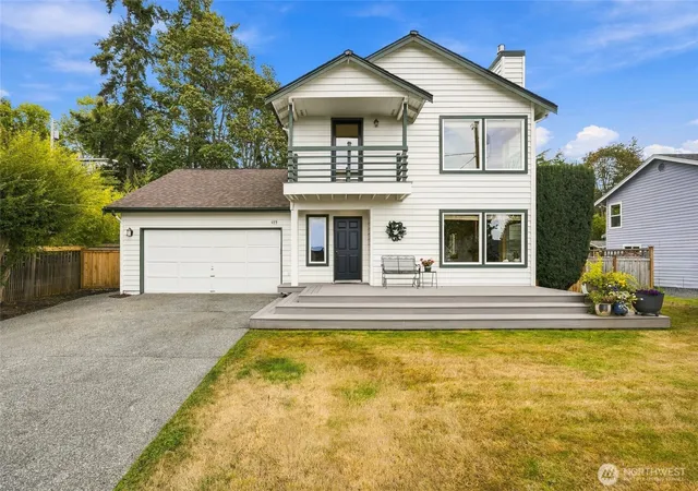 Photo 2 of Sale Pending at 415 5th Street, Mukilteo, WA 98275 | MLS# NWM2582193 | Listing updated on 2026-09-23