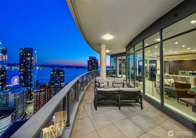 Photo 3 of Condo for sale at 1920 4th Avenue #3102, Seattle, WA 98101 | MLS# NWM2582194 | Listing updated on 2026-09-24