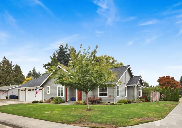 Photo 3 of Single family home for sale at 1200 W Park St, Lynden, WA 98264 | MLS# NWM2582195 | Listing updated on 2026-10-01