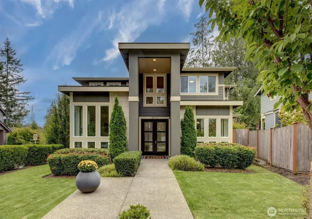 Photo 1 of Single family home for sale at 16013 Se 140th Street, Renton, WA 98059 | MLS# NWM2582199 | Listing updated on 2026-09-23