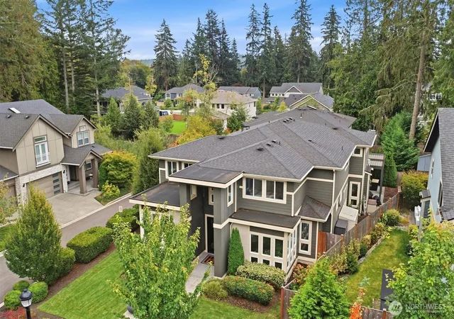 Photo 1 of Single family home for sale at 16013 Se 140th Street, Renton, WA 98059 | MLS# NWM2582199 | Listing updated on 2026-10-19