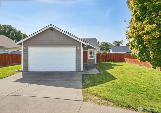 Photo 3 of Single family home for sale at 731 Opp Ct, Walla Walla, WA 99362 | MLS# NWM2582207 | Listing updated on 2026-09-25