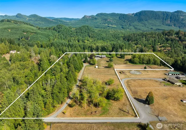 Photo 4 of Single family home for sale at 41328 305th Avenue SE, Enumclaw, WA 98022 | MLS# NWM2582211 | Listing updated on 2026-09-22