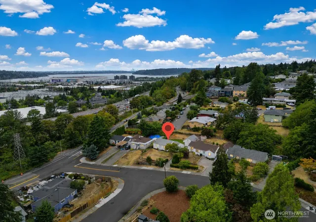 Photo 2 of Sale Pending at 574 Bronson Way Ne, Renton, WA 98056 | MLS# NWM2582216 | Listing updated on 2026-09-26