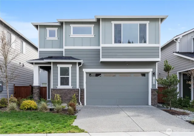 Photo 1 of Single family home for sale at 10829 Se 43rd Avenue, Everett, WA 98208 | MLS# NWM2582227 | Listing updated on 2026-09-25