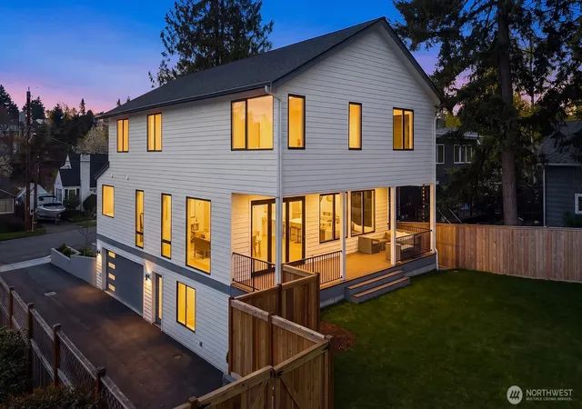Photo 2 of Single family home for sale at 6214 40th Avenue Ne, Seattle, WA 98115 | MLS# NWM2582229 | Listing updated on 2026-09-25