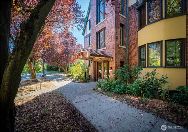 Photo 2 of Condo for sale at 1101 17th Avenue #404, Seattle, WA 98122 | MLS# NWM2582243 | Listing updated on 2026-09-29