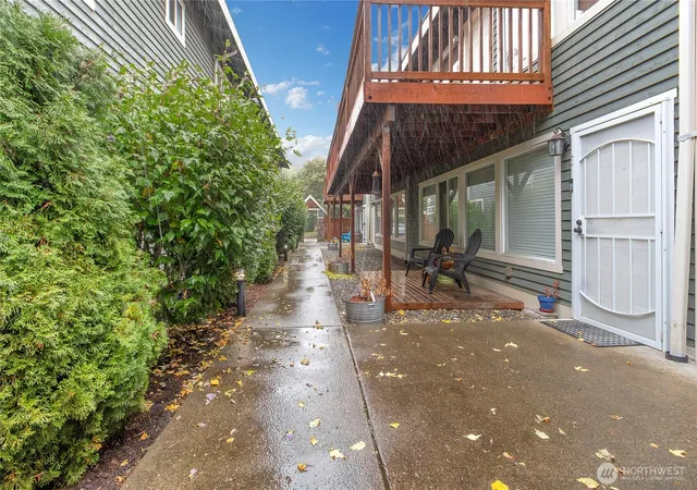 Photo 4 of Condo for sale at 418 N L St #18-8, Tacoma, WA 98403 | MLS# NWM2582246 | Listing updated on 2026-09-27